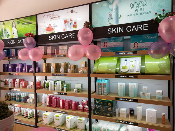 小資生活借力新零售東風，化妝品批發市場再掀波瀾